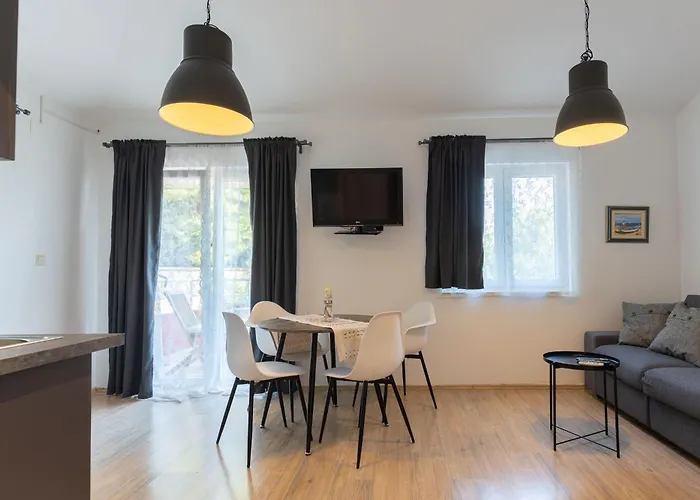 Candela, No 3 Apartament