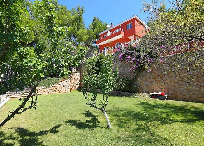 Apartament Candela, No 3 *