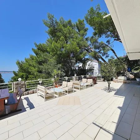 Candela, No 3 Apartman