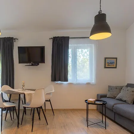 Candela, No 3 Apartman *